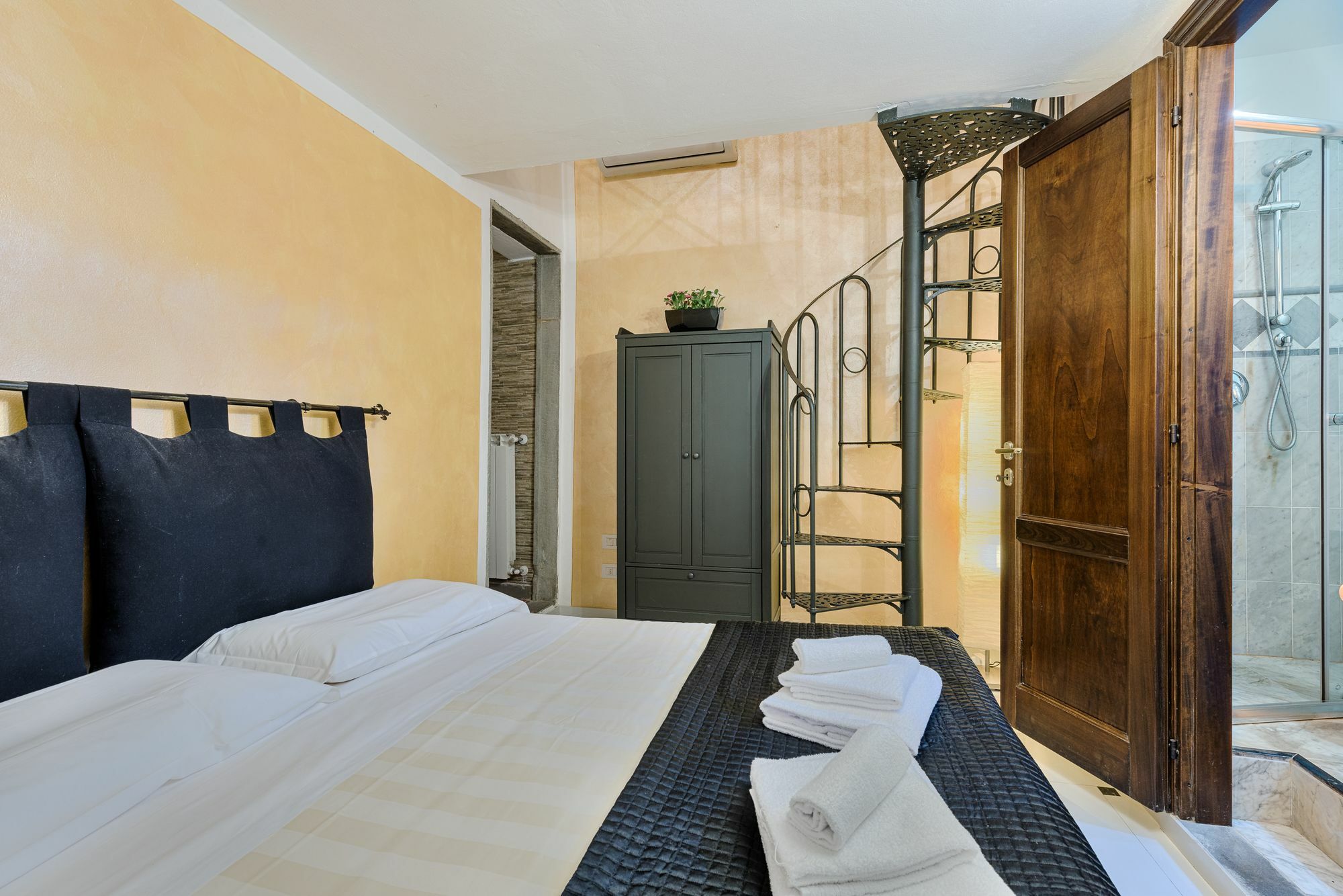 Appartamento Santo Spirito Frescos Firenze Esterno foto